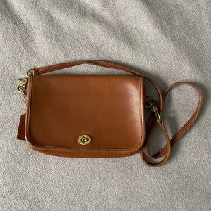 Vintage coach crossbody bag